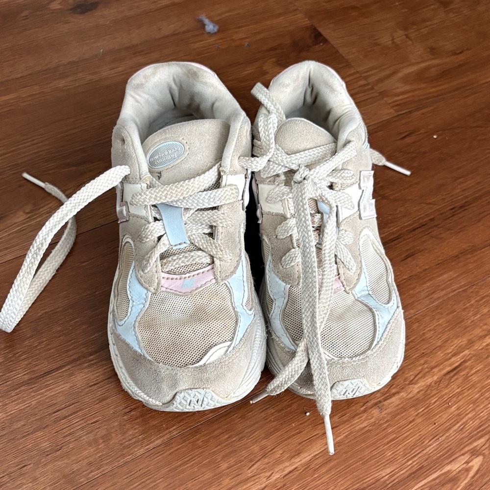 New Balance Kids Beige and Light Blue Sneakers